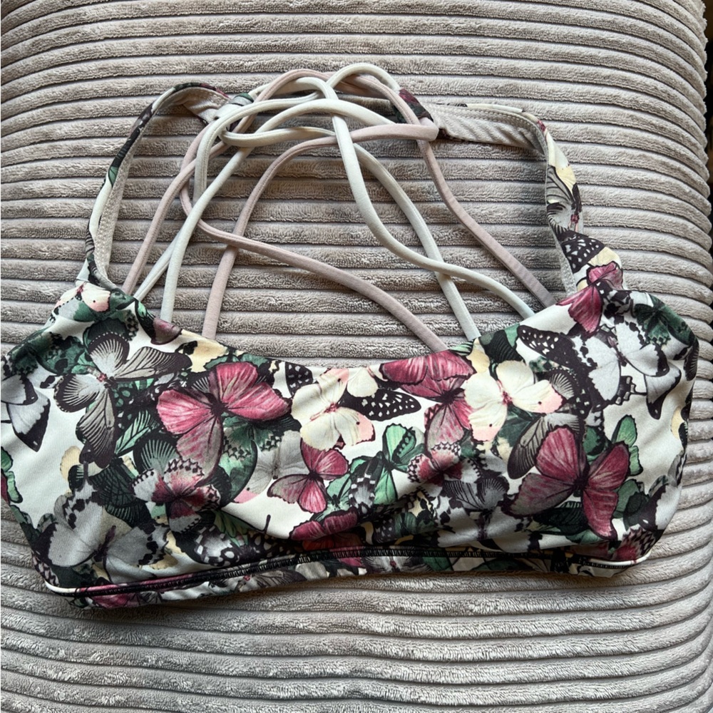 Lululemon Bra Free To Be Wild Butterfly Multi Color Size 6